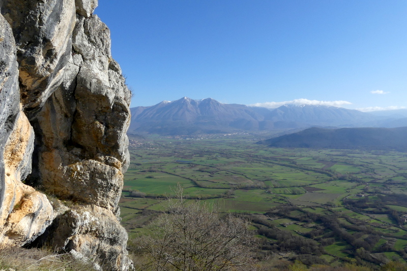 Marsica 2022, Monte Girifalco e Monte Arunzo  Le orchidee e la storia.